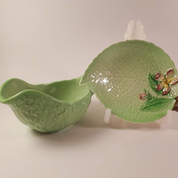 RARE Carlton ware green leaf dish and green gravy boat for your collection - Picture 2 of 9